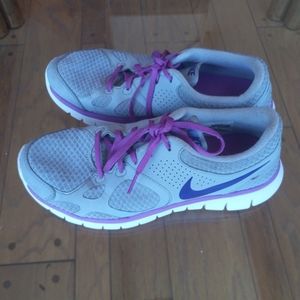 Nike Flex 2012 RN Gray Women's running shoes sz 9